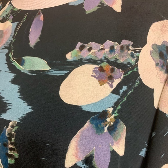 WORTH Navy Floral Print Flutter Sleeve Dress sizes 8 and 10 - Picture 5 of 7